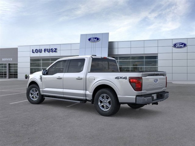 2025 Ford F-150 XLT photo 3