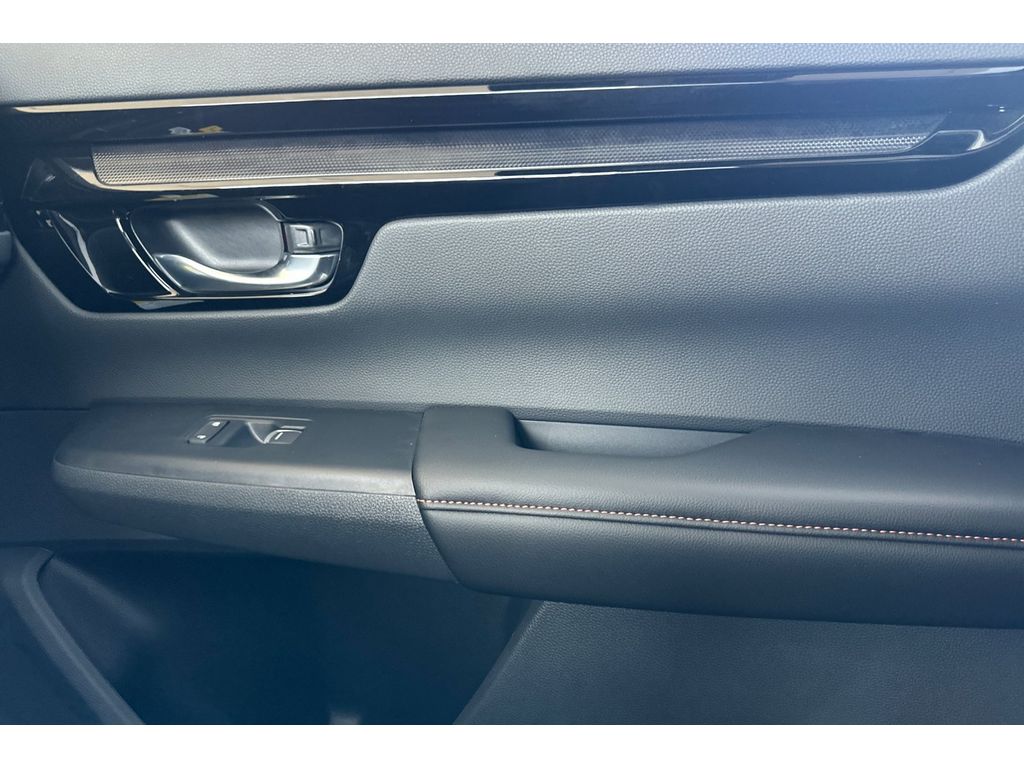2026 Honda CR-V Hybrid Sport Touring photo 20