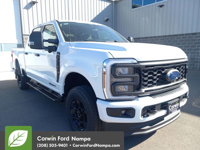 2026 Ford F-350 Super Duty XL's photo