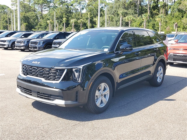 2026 Kia Sorento LX photo 3