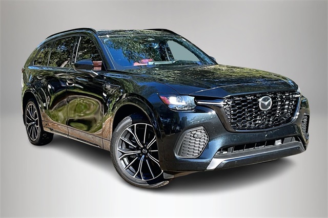 2025 Mazda CX-70 Premium Package's photo