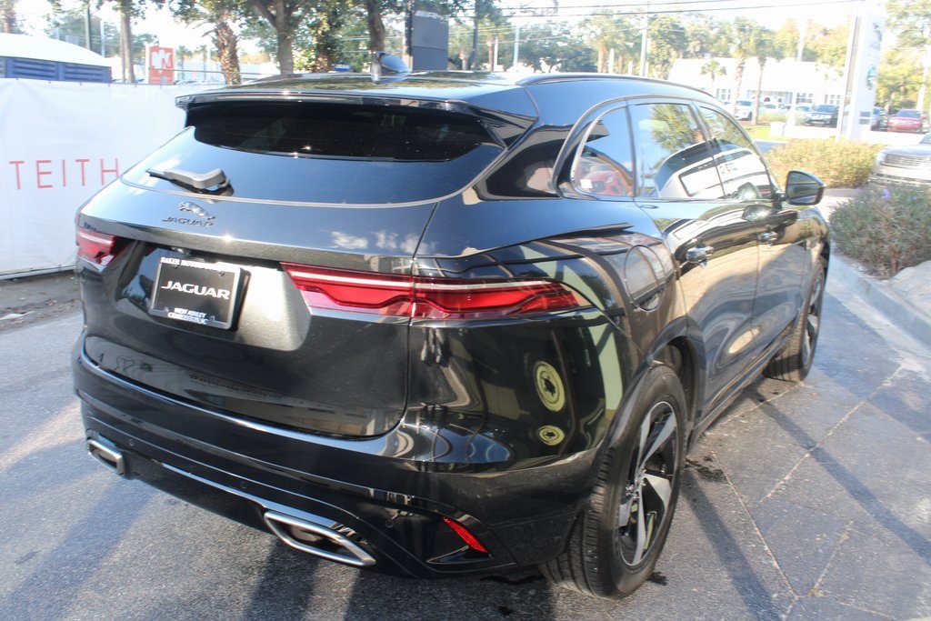 2024 Jaguar F-PACE R-Dynamic S P400 photo 7