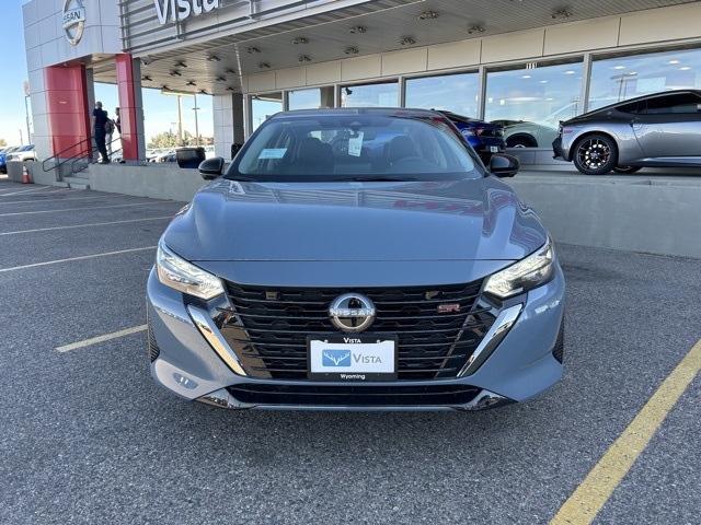 2024 Nissan Sentra SR photo 2