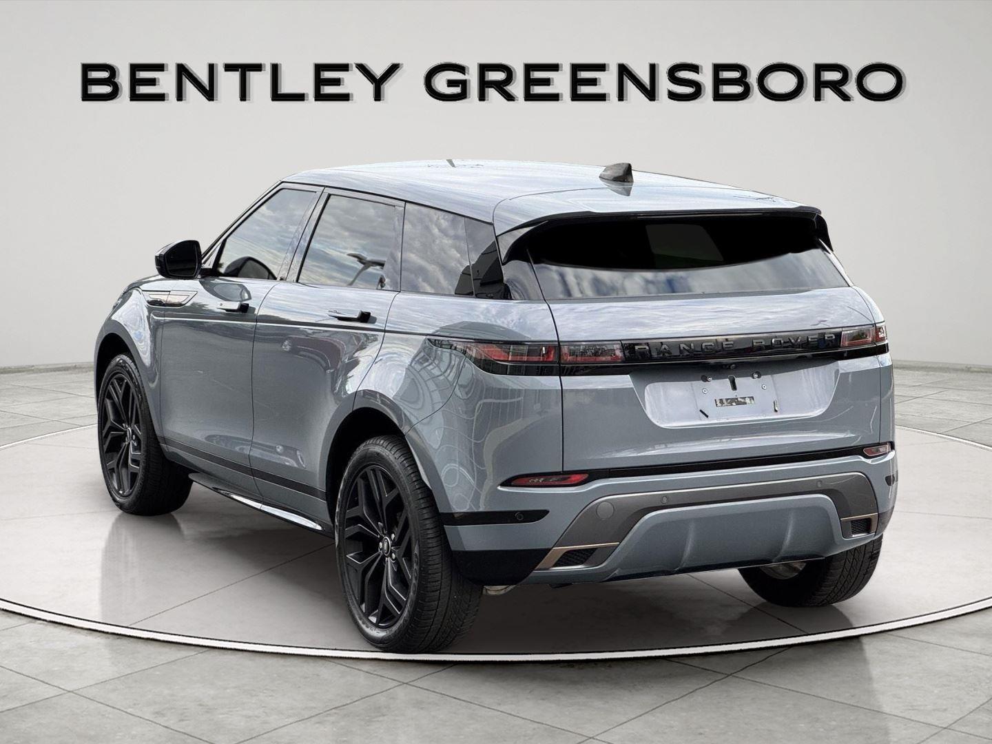 2022 Land Rover Range Rover Evoque R-Dynamic S photo 2