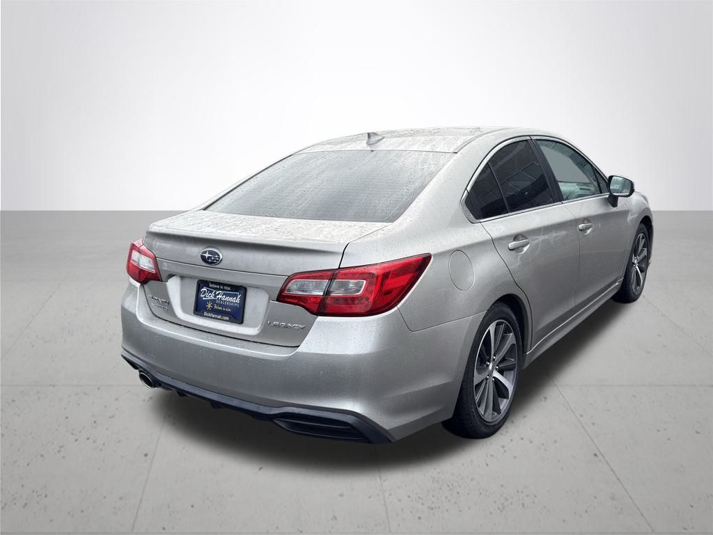 2018 Subaru Legacy 2.5i photo 2
