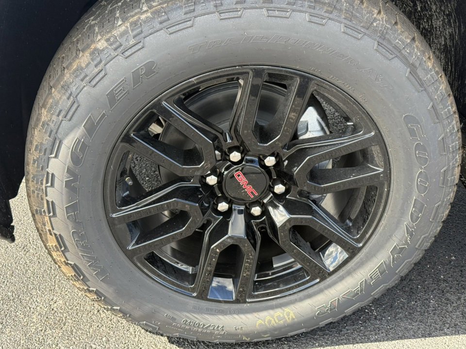 2026 GMC SIERRA - Image 10