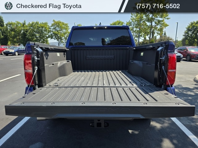 2025 Toyota Tacoma TRD Off-Road photo 7