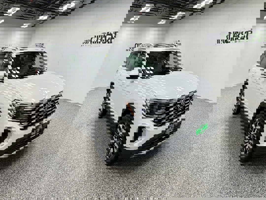 2026 Volkswagen Atlas SEL's photo