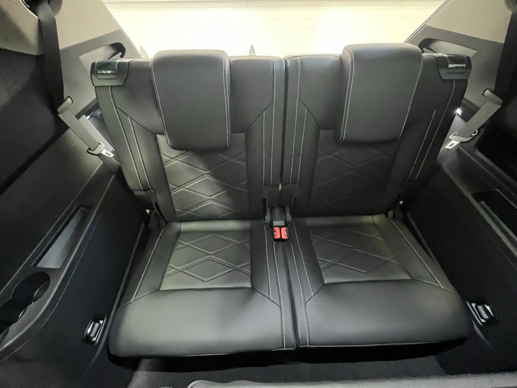 2025 Volkswagen Atlas SE Technology photo 26