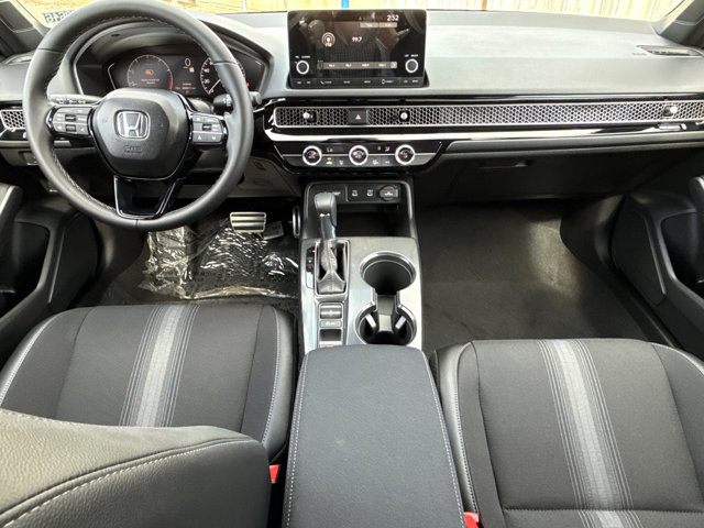 2025 Honda Civic Hatchback Sport photo 4
