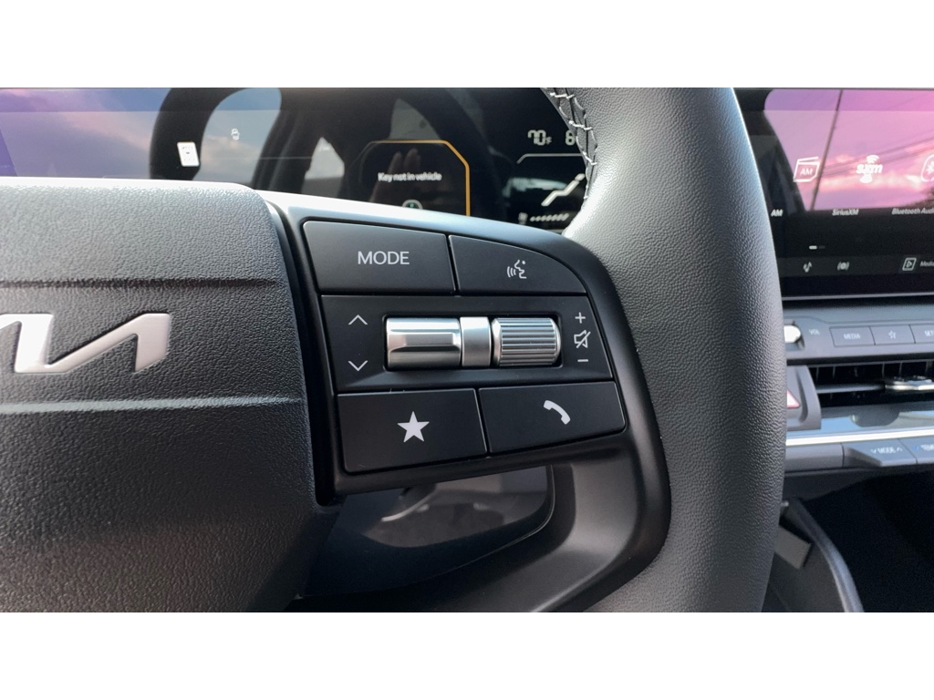 2025 Kia K4 EX photo 12