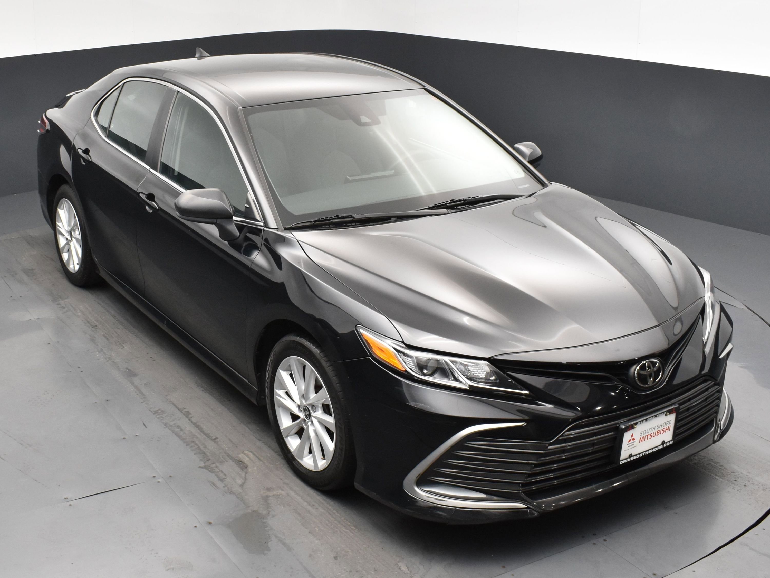 2021 Toyota Camry LE photo 19