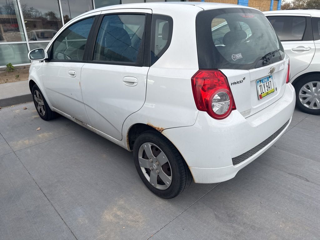 2011 Chevrolet Aveo photo 4