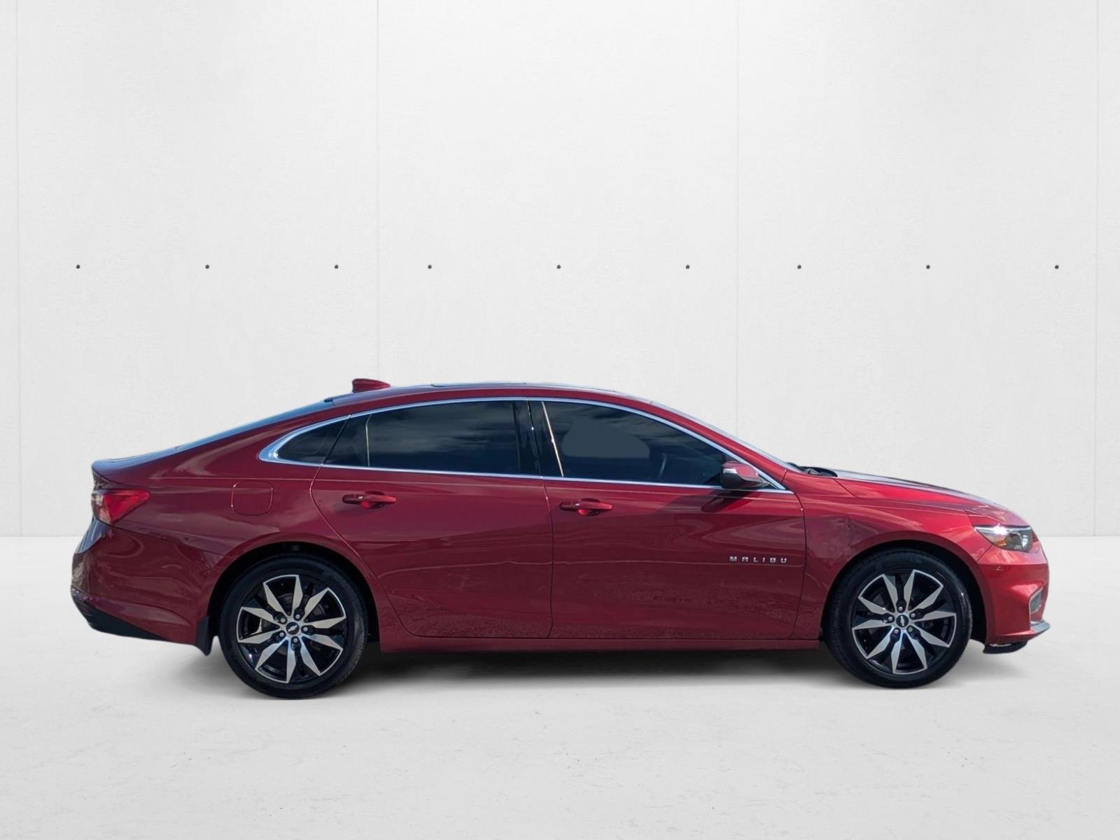 2017 Chevrolet Malibu 1LT photo 4