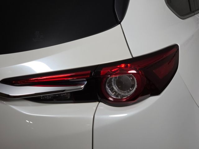 2022 Mazda CX-9 Touring photo 11