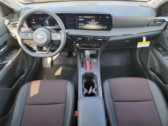 2025 Nissan Kicks SR photo 19