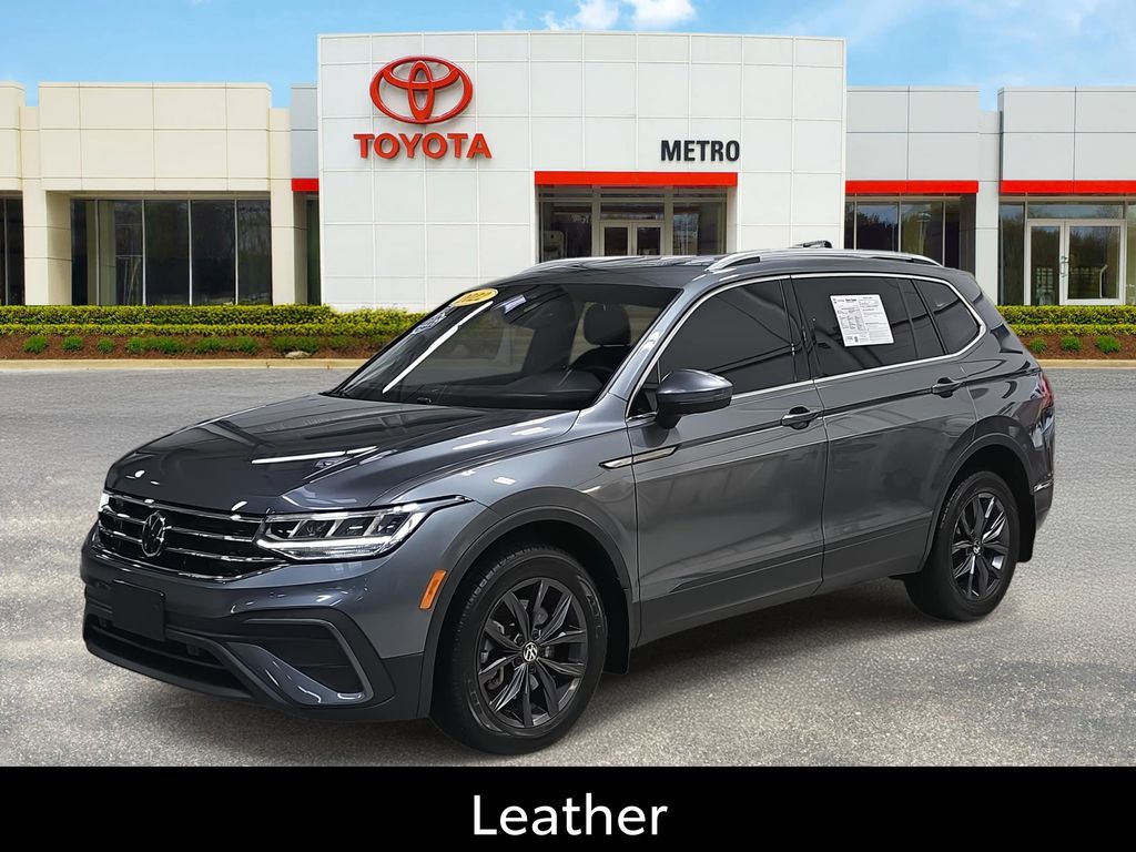 2022 Volkswagen Tiguan SE's photo