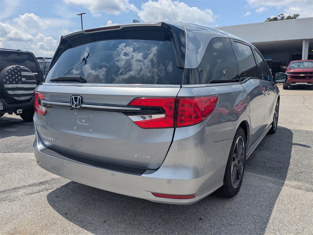 2023 Honda Odyssey Elite photo 3