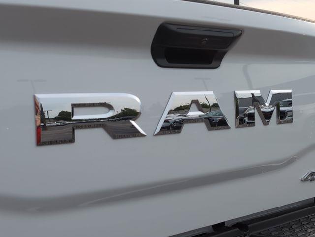 2025 Ram 2500 Big Horn photo 30
