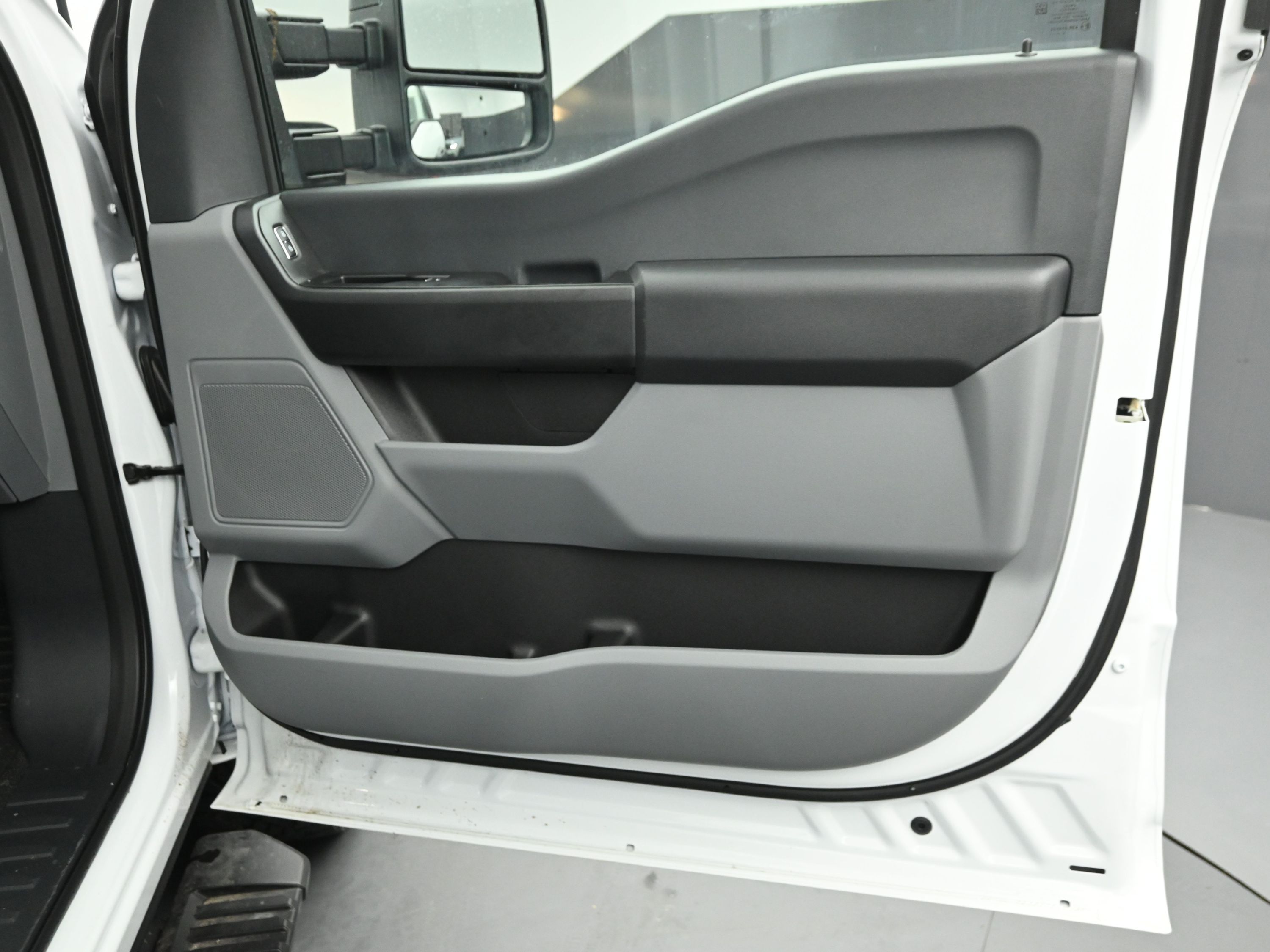 2026 FORD F-250 - Image 43