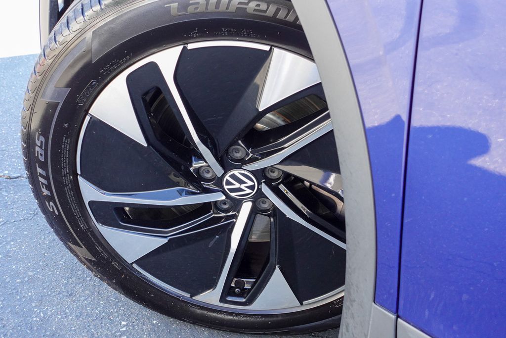 2022 Volkswagen ID.4 Pro S photo 9