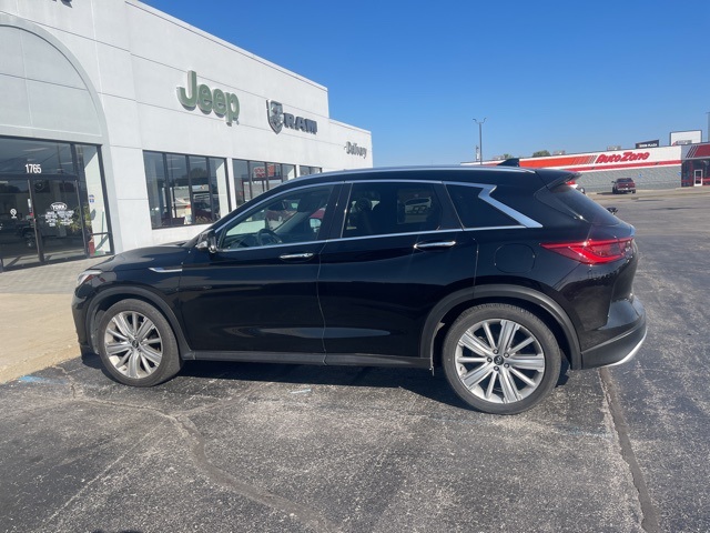 2020 Infiniti QX50 Luxe photo 2