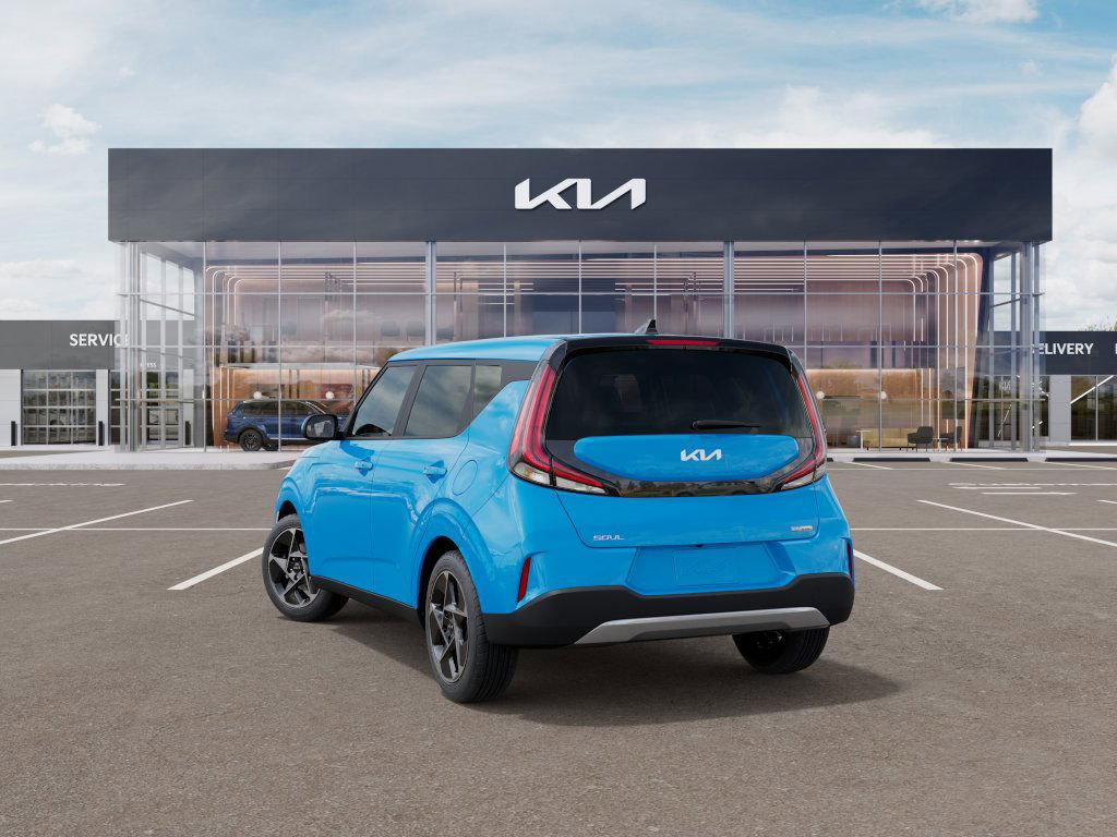 2025 Kia Soul EX photo 4