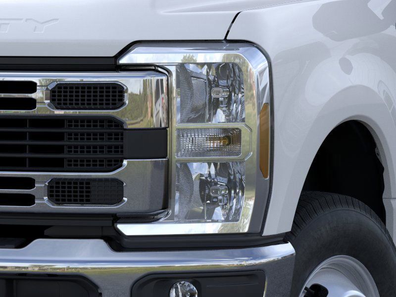 2026 Ford F-350 XL photo 18