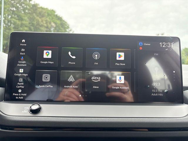 2025 Honda Accord Hybrid Touring photo 8