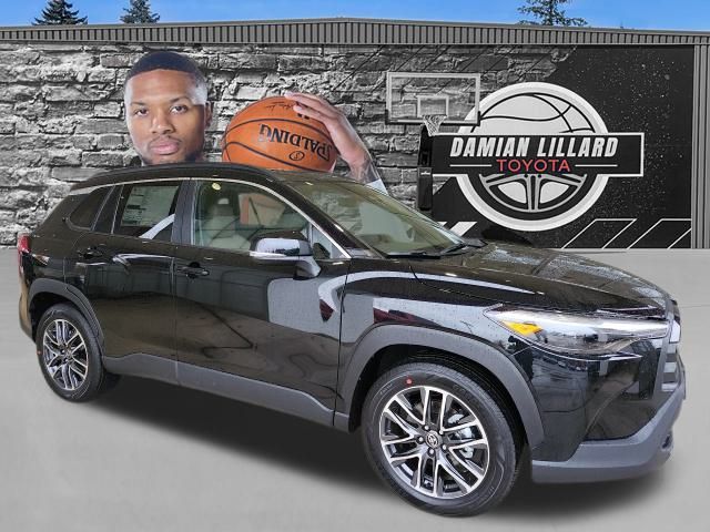 2026 Toyota Corolla Cross XLE's photo