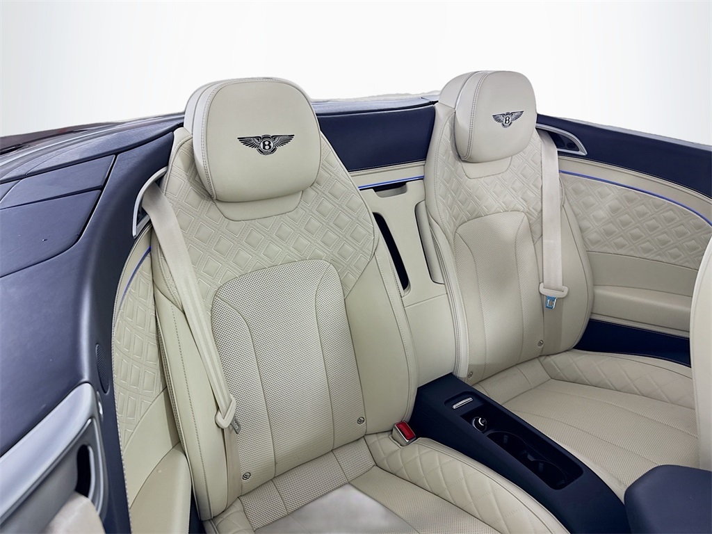 2022 Bentley Continental GT V8 photo 26