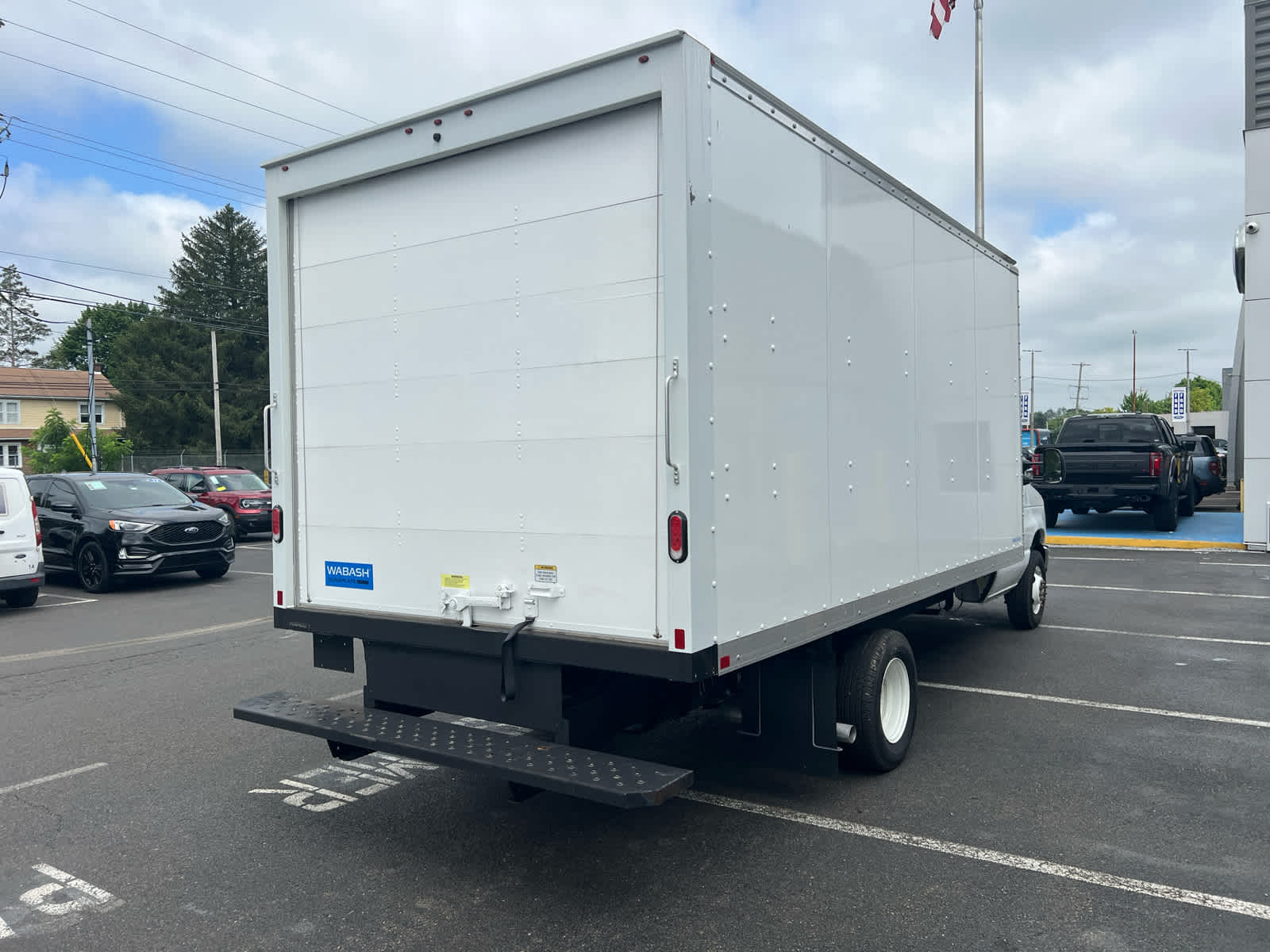 2024 Ford E-450 photo 4