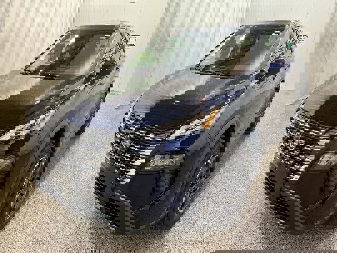 2026 Nissan Rogue SV photo 3