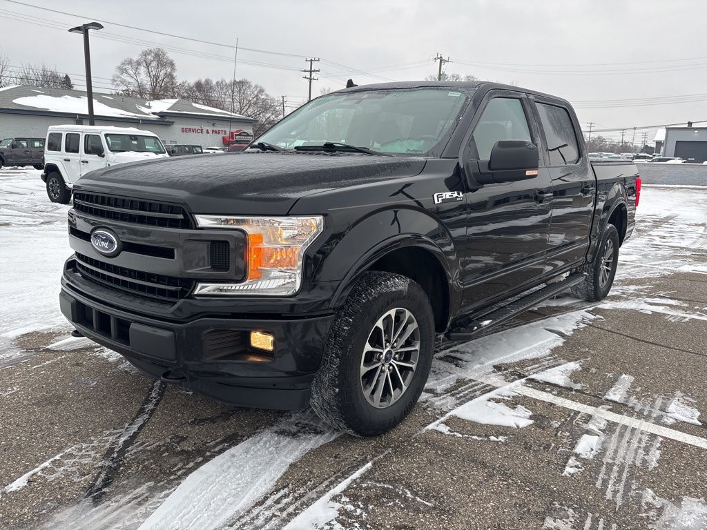 2020 Ford F-150 XLT's photo