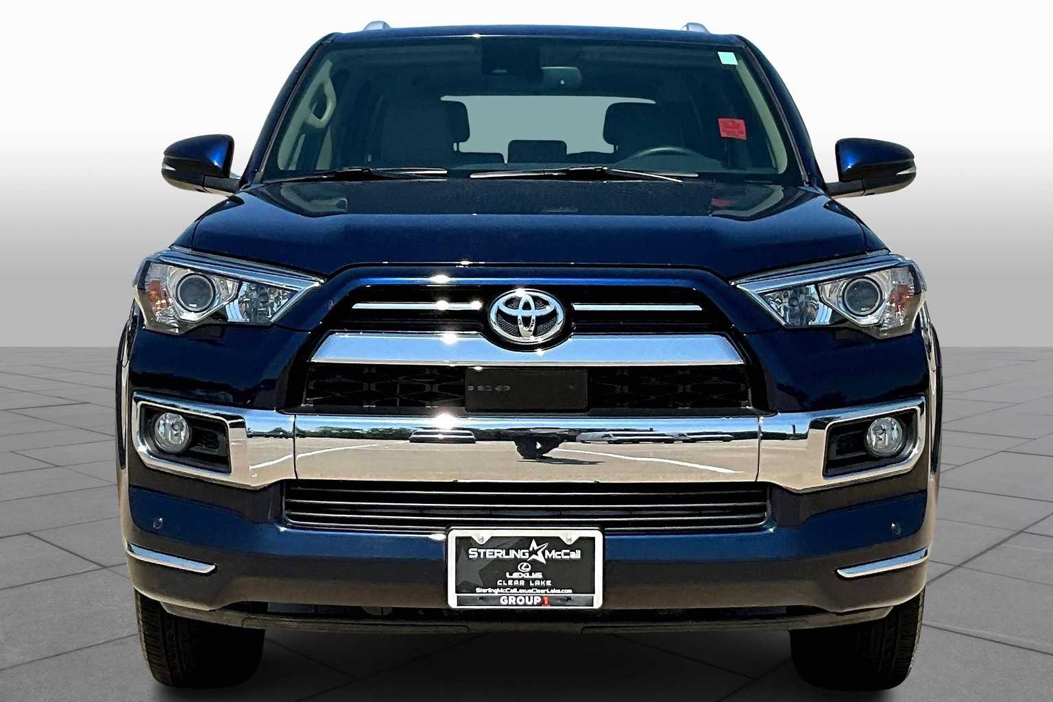 2020 Toyota 4Runner Limited photo 3