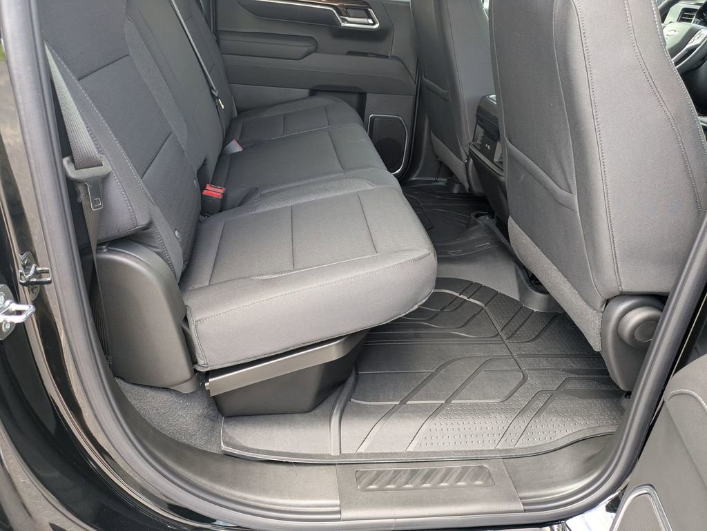 2025 Chevrolet Silverado 1500 LT photo 29