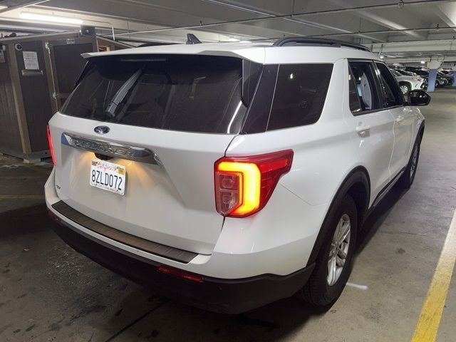 2022 Ford Explorer XLT photo 9