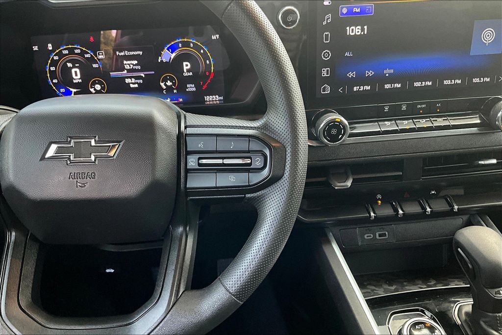 2024 Chevrolet Colorado Trail Boss photo 13
