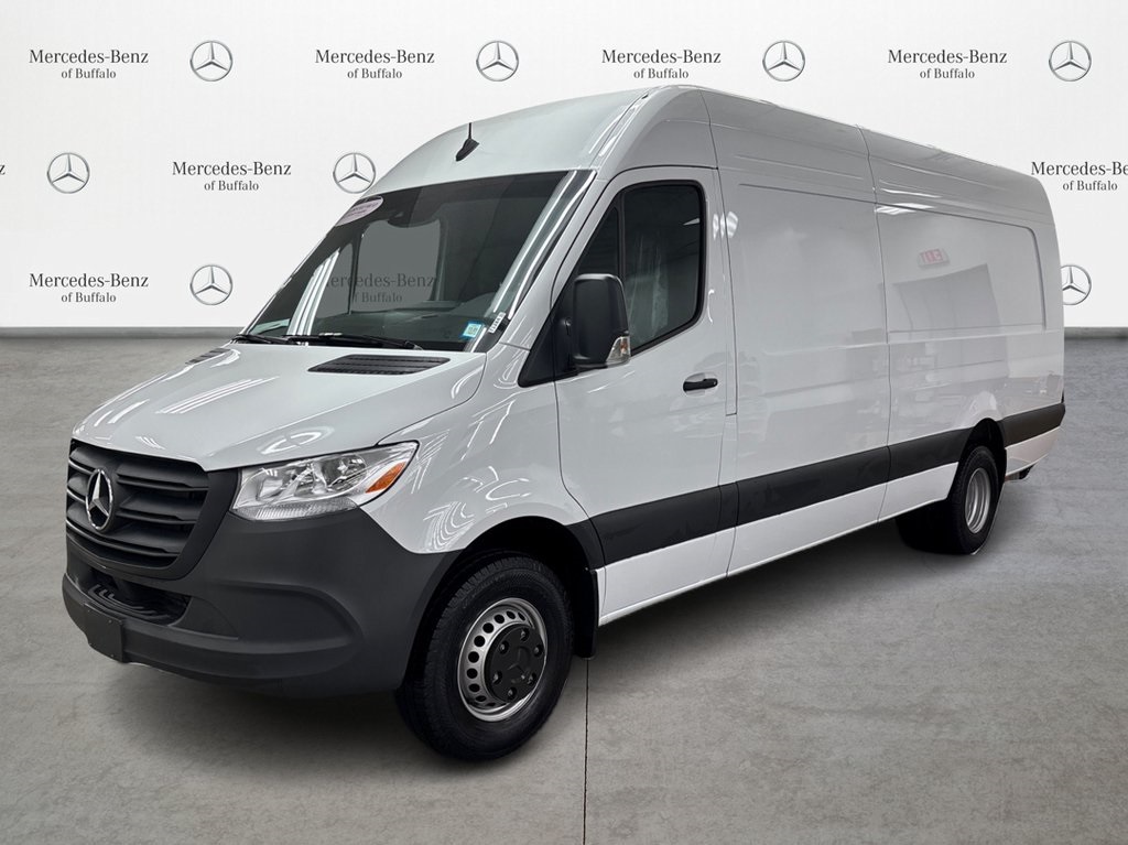 2024 Mercedes-Benz Sprinter Cargo Van Base's photo
