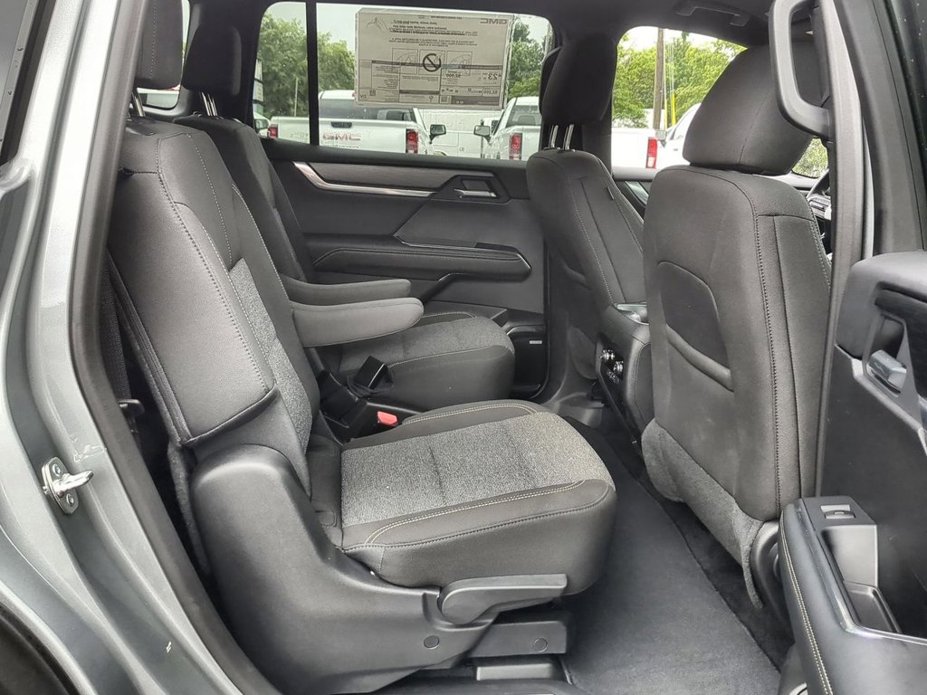 2025 Gmc Acadia Elevation photo 26