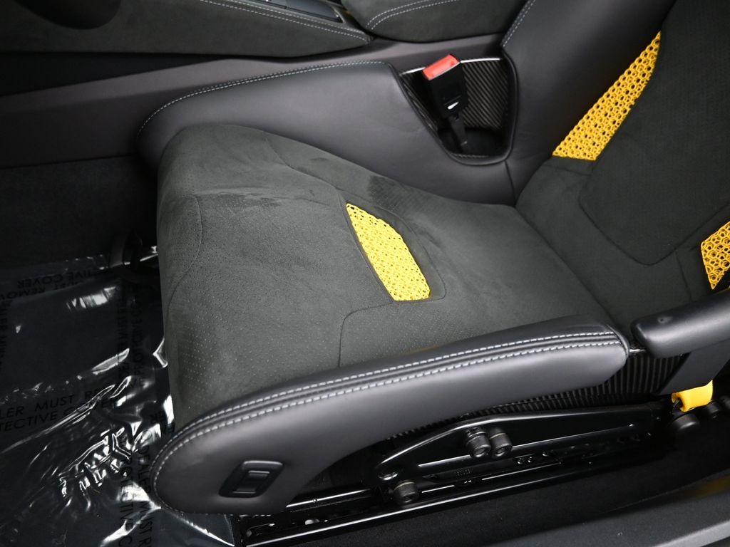2024 Porsche Cayman GT4 RS photo 16