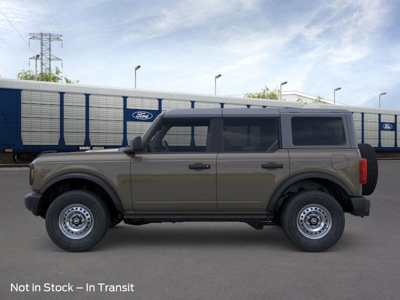 2025 Ford Bronco Base photo 2