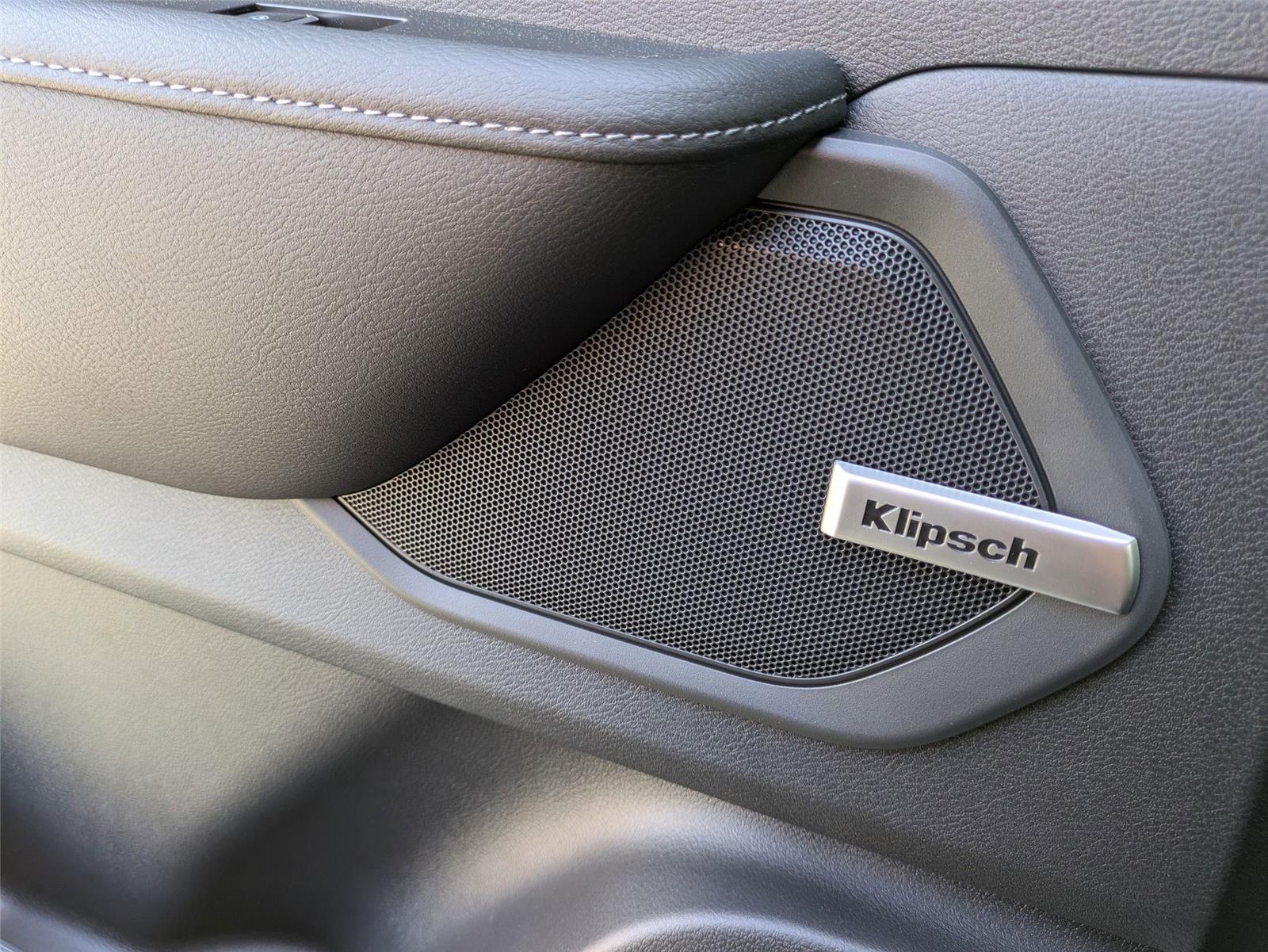2025 Nissan Armada SL photo 25
