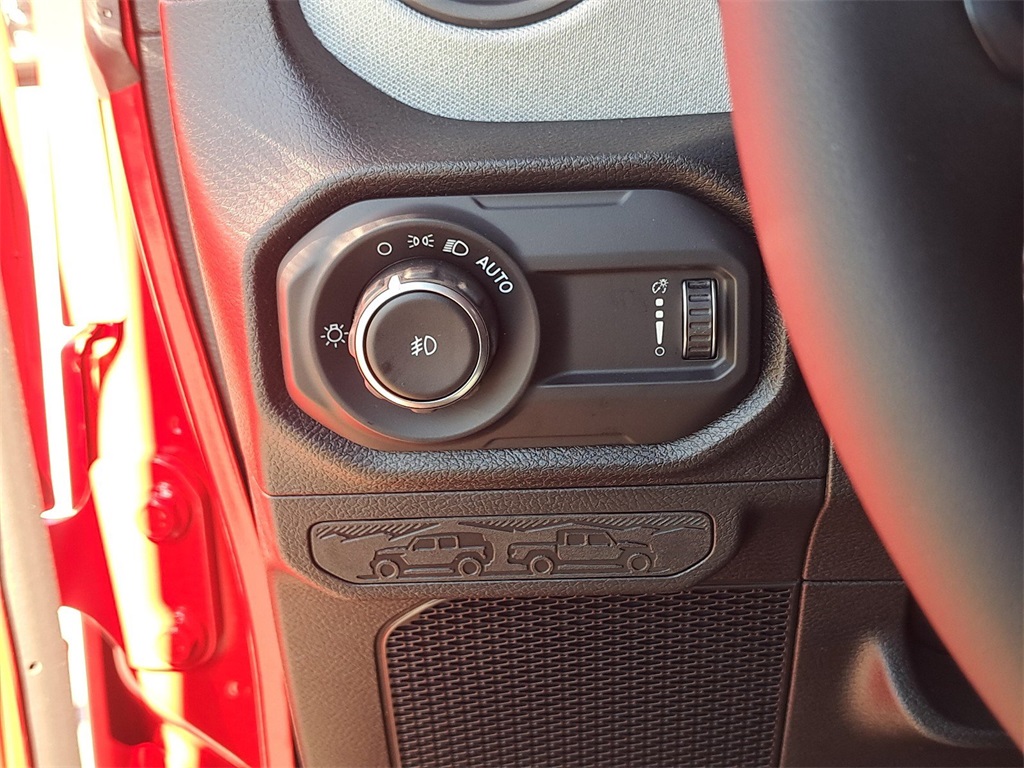 2025 Jeep Wrangler Sport S photo 25
