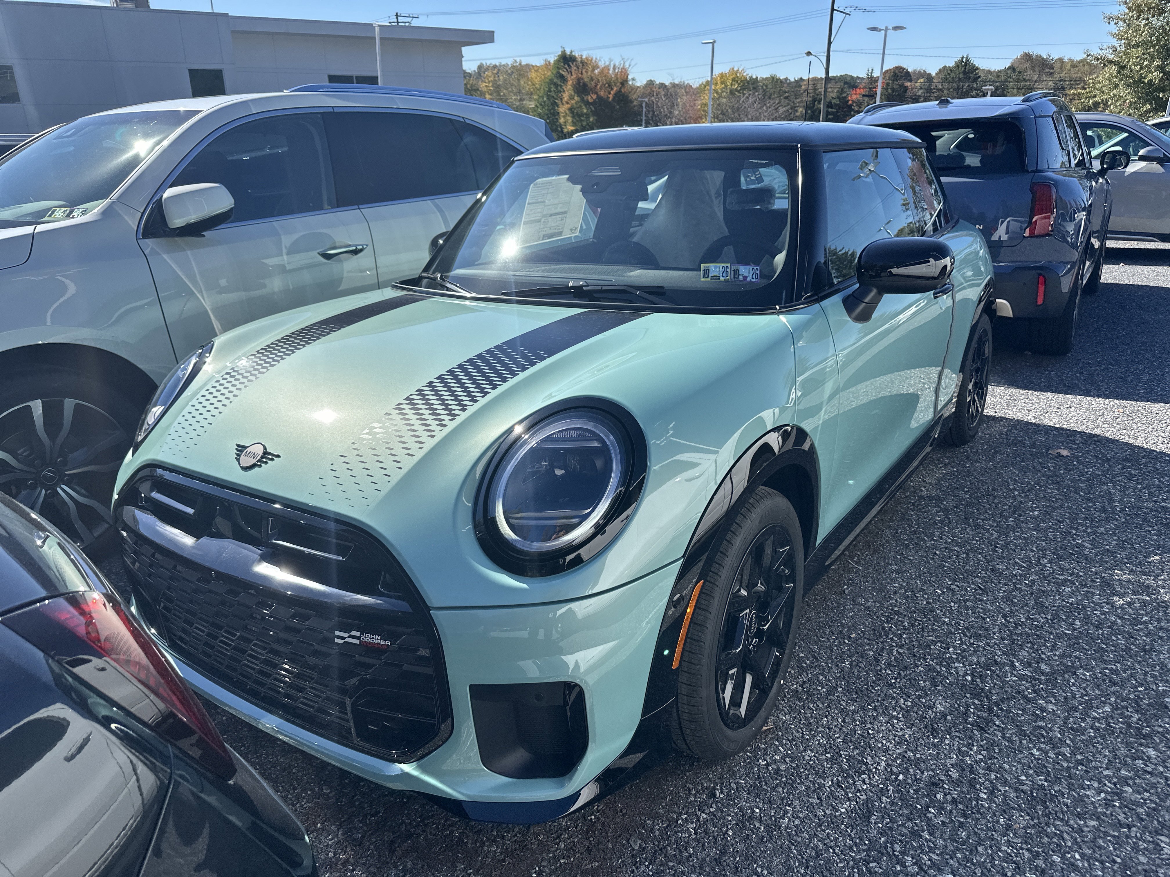 2026 MINI Hardtop 2 Door S's photo