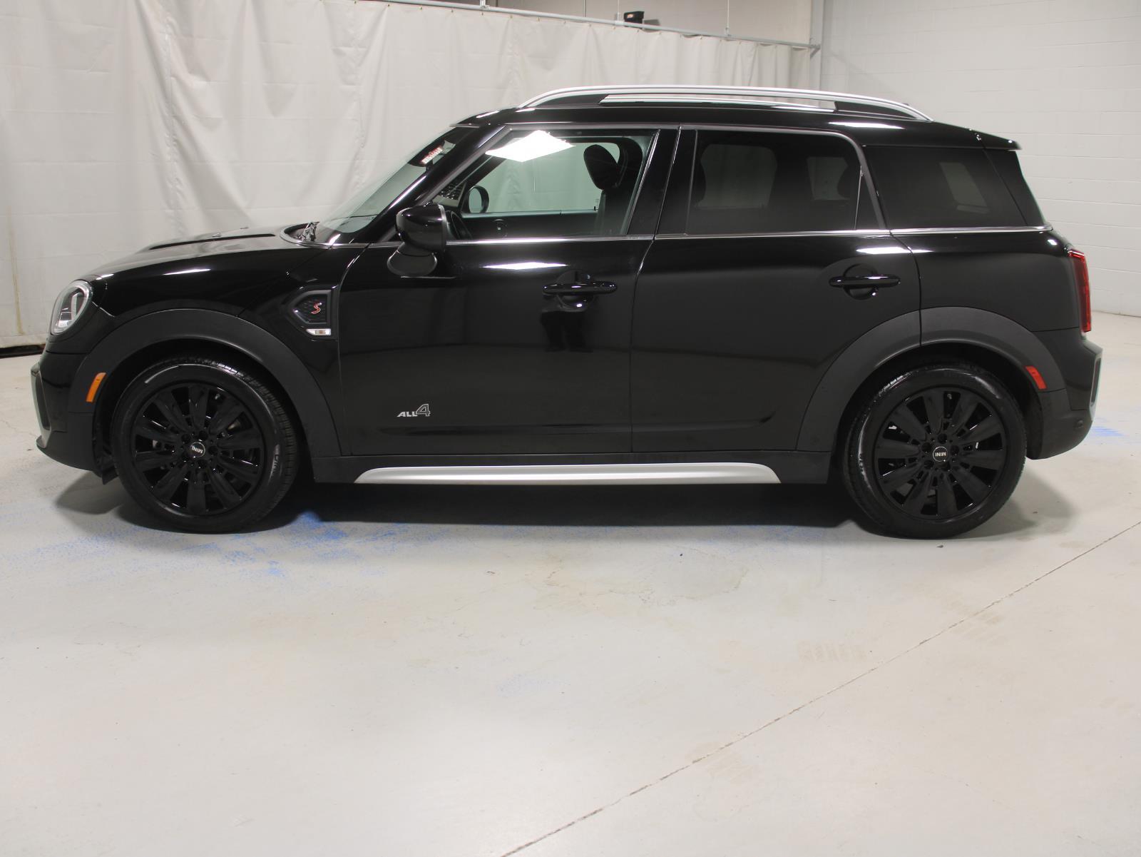 2022 Mini Countryman S ALL4 photo 2