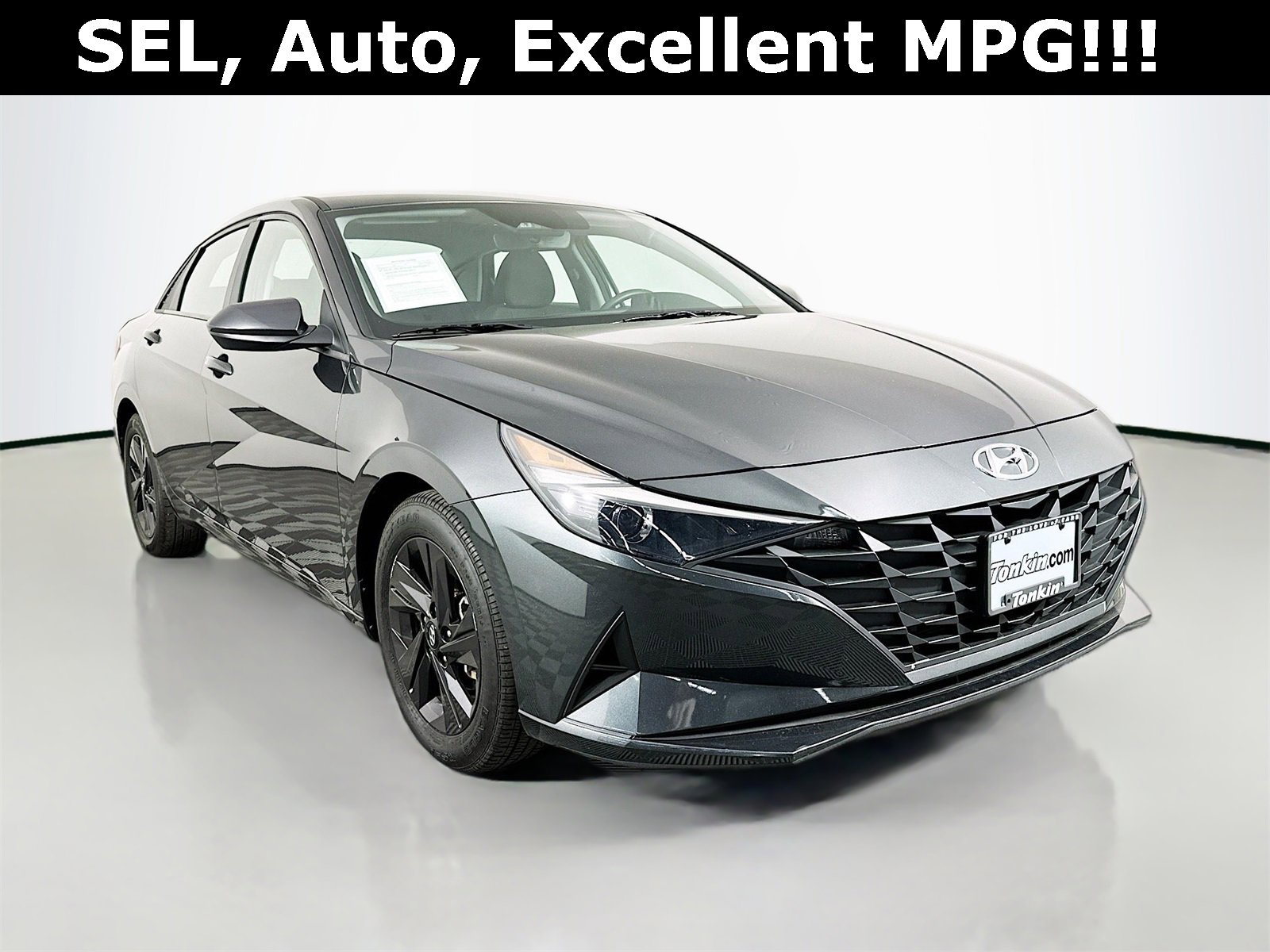 2022 Hyundai Elantra SEL's photo