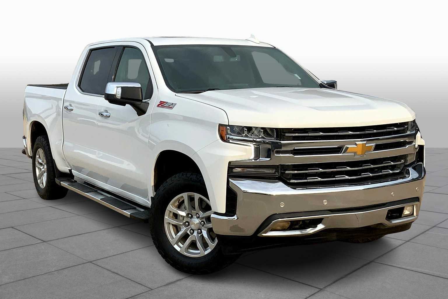 2022 Chevrolet Silverado 1500 LTZ photo 2