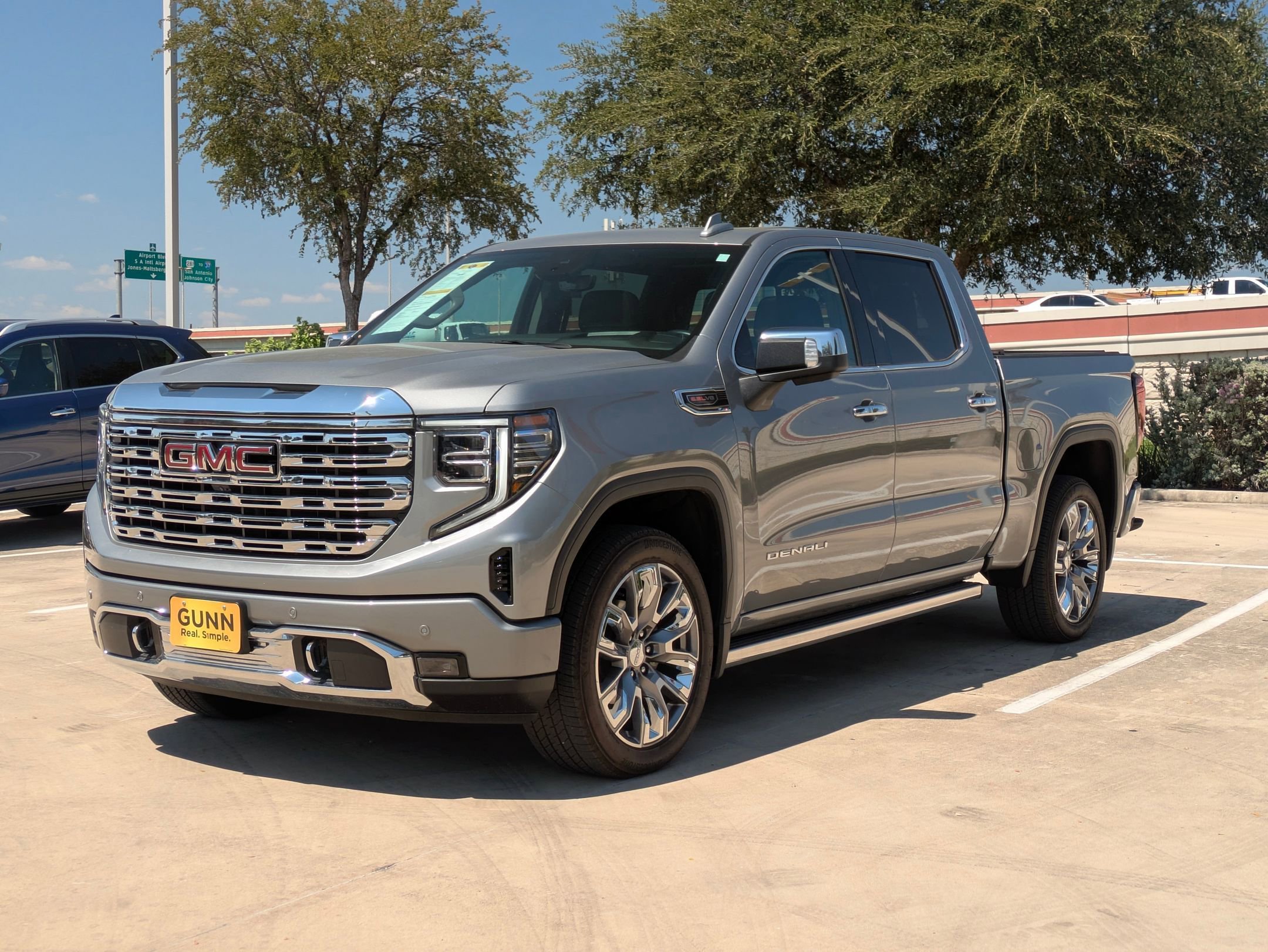 2024 Gmc Sierra 1500 Denali photo 2