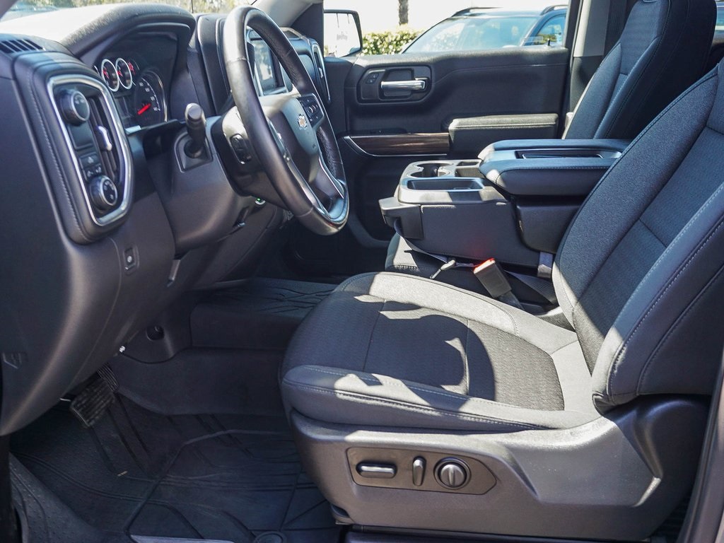 2020 Chevrolet Silverado 1500 LT photo 16